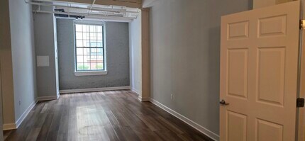 Building Photo - 160 Lafayette St