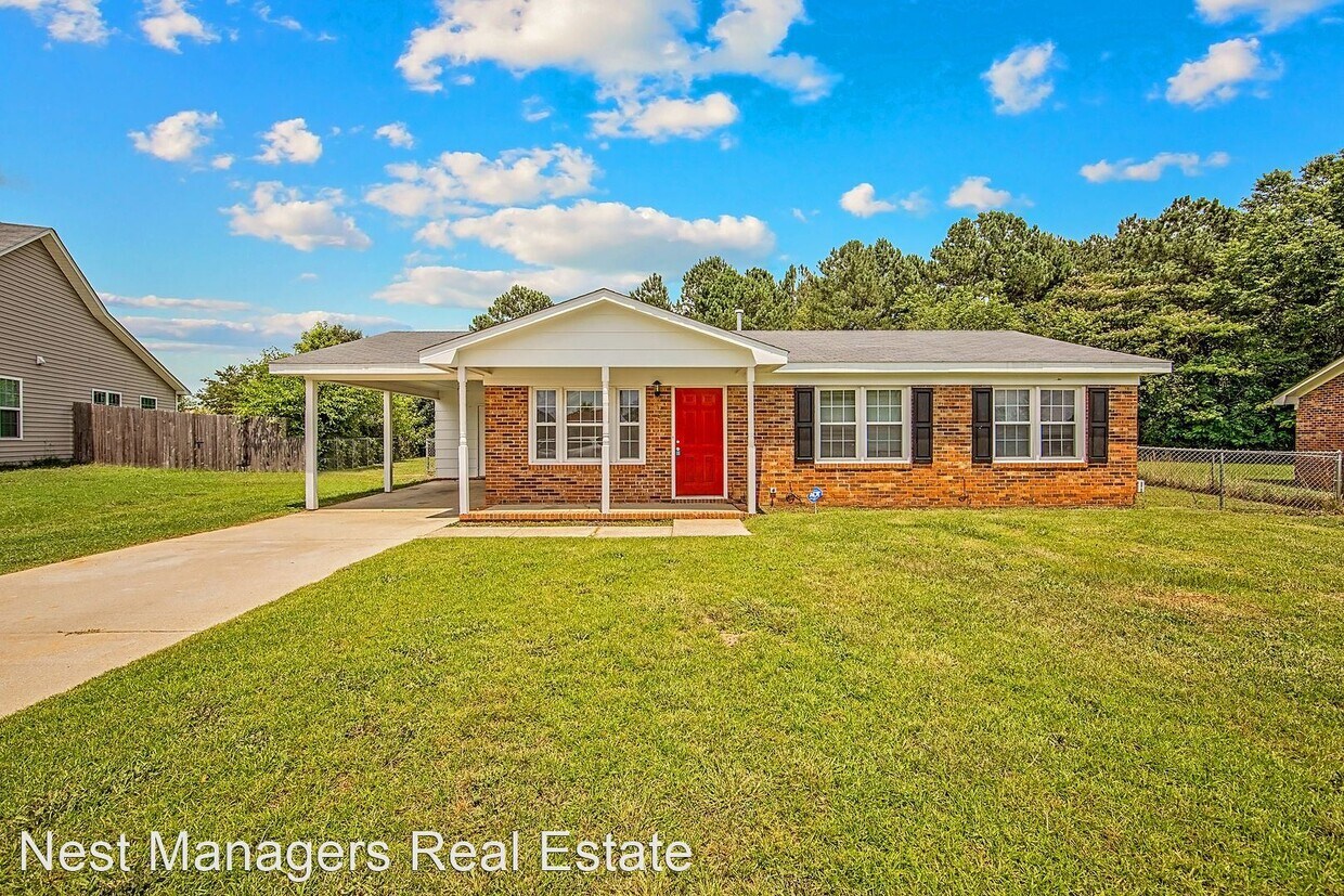 Primary Photo - 3 br, 1.5 bath House - 240 Pierron Drive