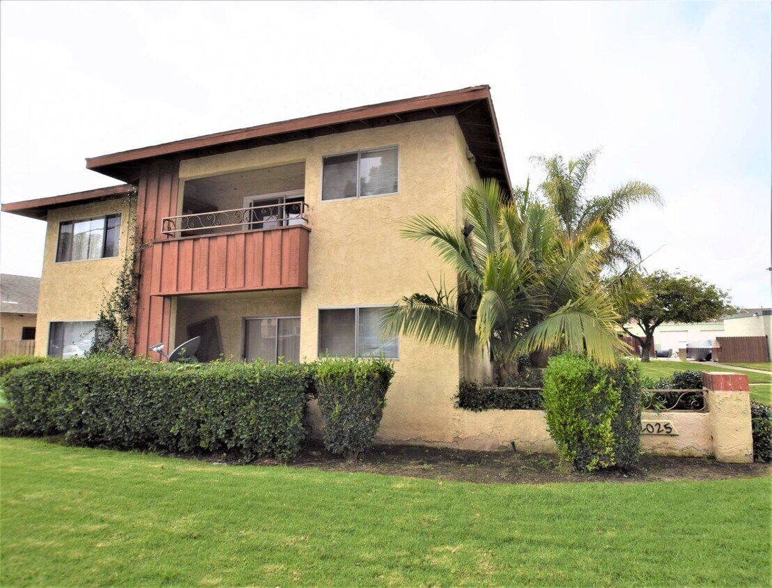 Primary Photo - 1BED/1BATH Apartment in N. Oxnard (2nd Lev...