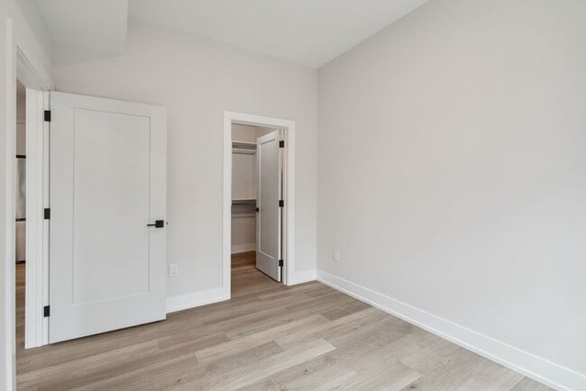 Interior Photo - The Dally