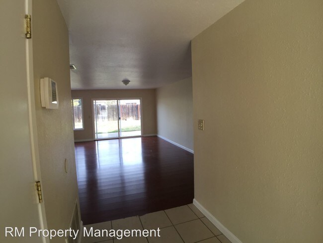 Building Photo - 4 br, 2 bath House - 7385 Winnett Way