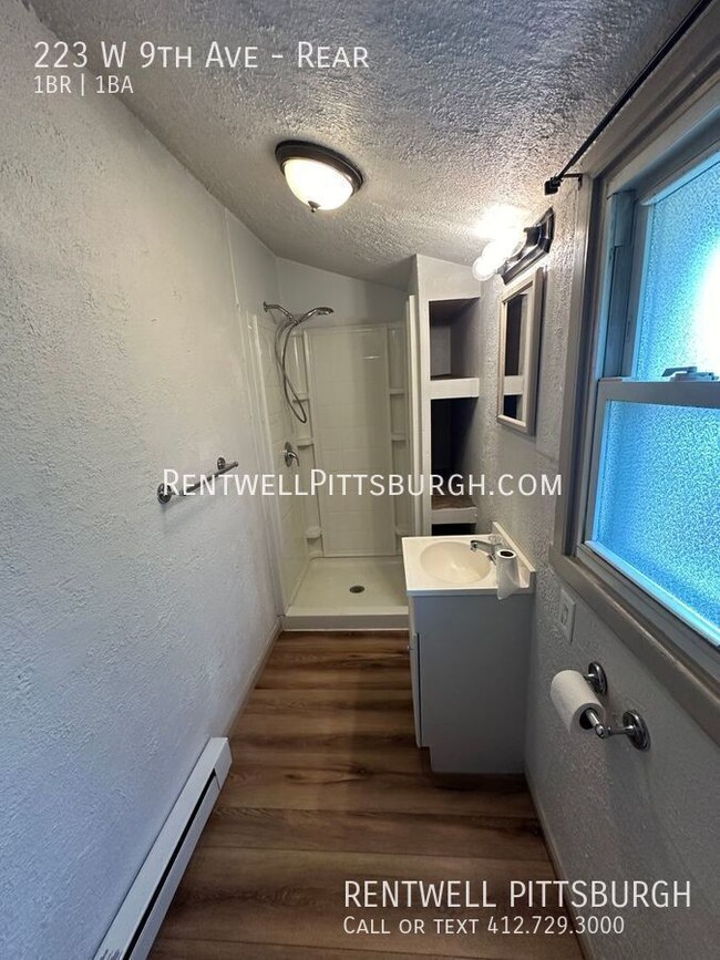 Building Photo - Cozy 1 Bedroom Apartment in Tarentum