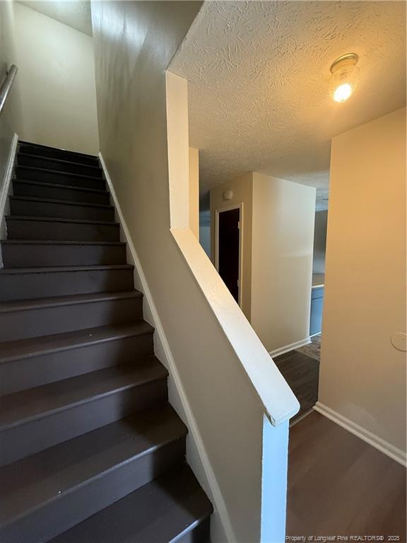 Foto del edificio - 5706 Aftonshire Dr