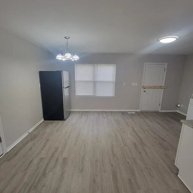 Foto del edificio - 6720 E 43rd Pl