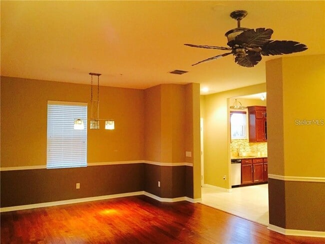 Building Photo - 1049 Priory Cir
