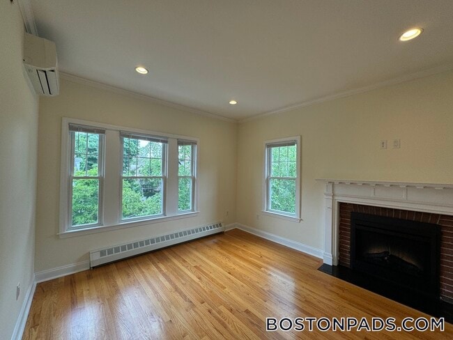 Building Photo - 65 Langdon St
