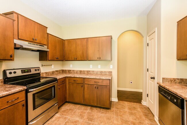 Foto del edificio - 5009 Forest Oasis Ln