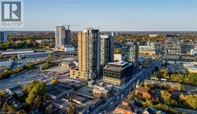 Photo du bâtiment - 100 Garment St