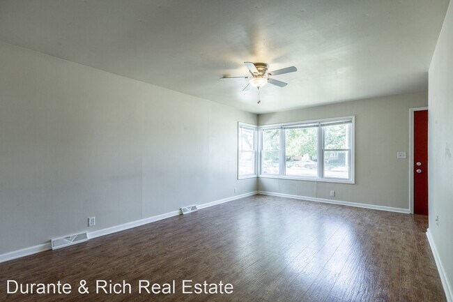 Foto del edificio - 3 br, 1.5 bath House - 827 3 Mile Rd