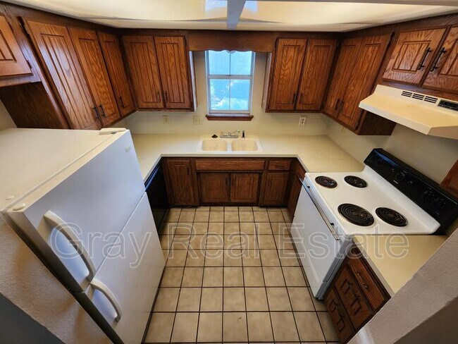 Foto del edificio - 230 E 17th St