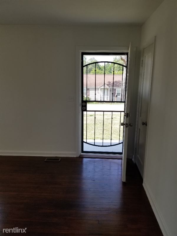 Foto del edificio - 2 br, 1 bath House - 1936 W Gilbert Ln
