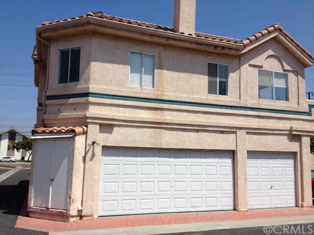 Primary Photo - 1250 S Neveen Ln