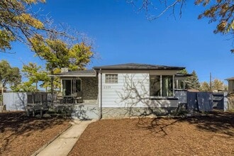 Building Photo - 2359 W Moffat Pl