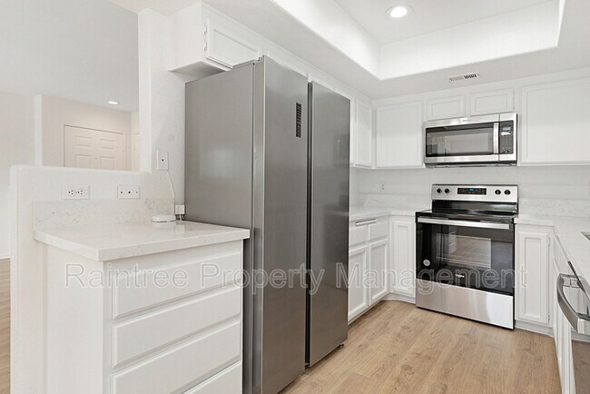 Foto del edificio - 13977 Midland Rd