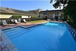 Foto principal - 3131 Cummins St
