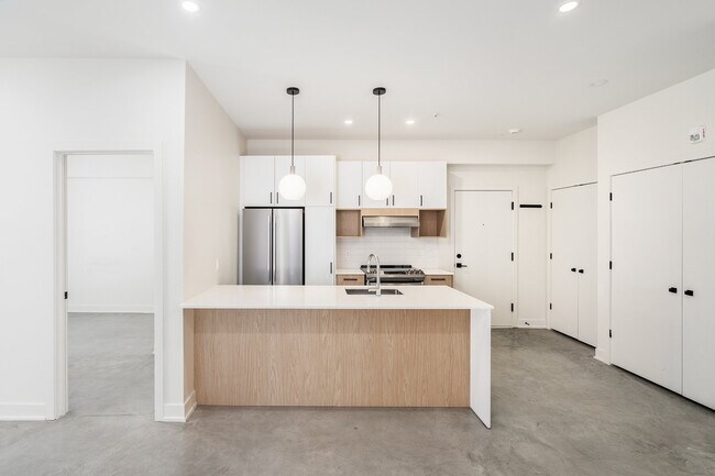 Photo du bâtiment - 7172 Rue Alexandra
