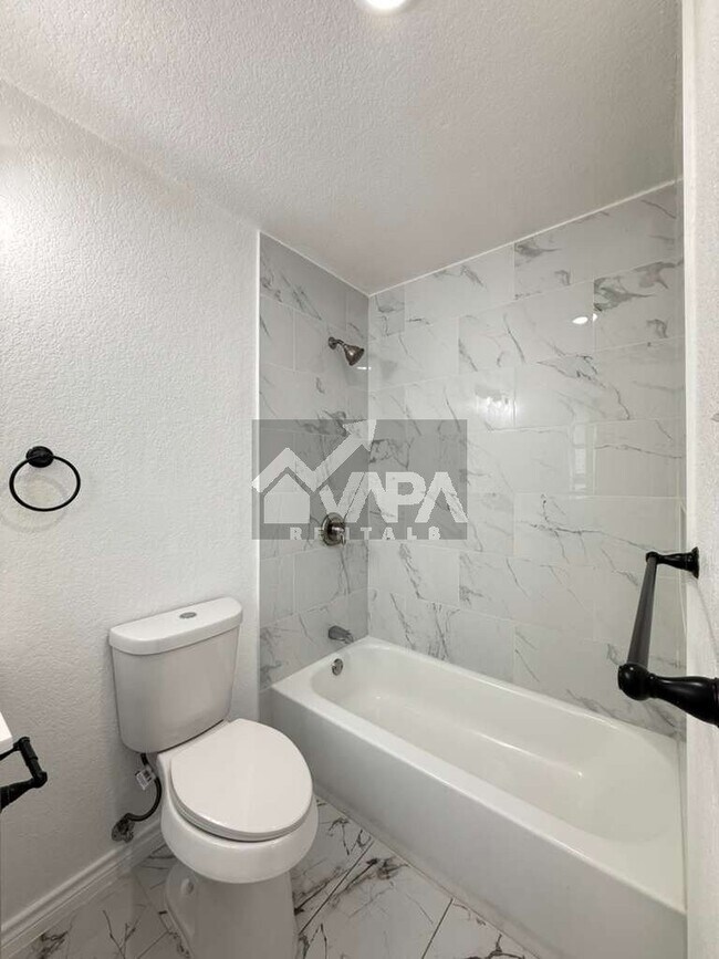 Foto del edificio - 9702 Hidden Ledge