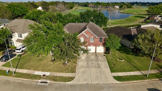 Building Photo - 1823 Blue Water Bay Dr