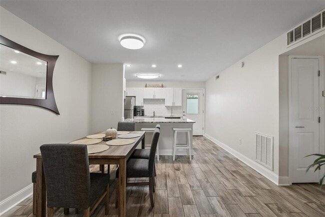 Foto del edificio - 3909 W Cleveland St