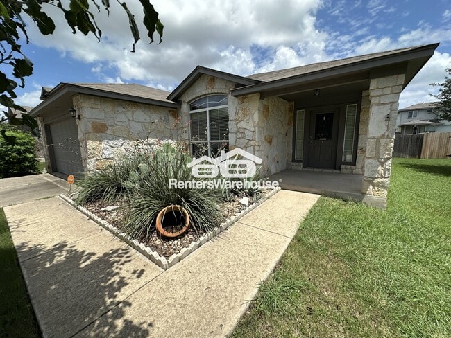 Building Photo - 903 Flanagan Dr