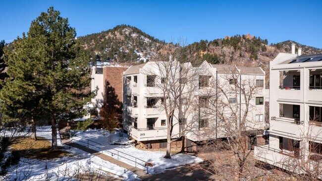 Foto del edificio - Unbeatable West Boulder location overlooki...