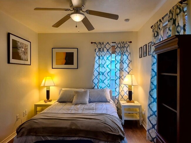 Foto del edificio - 7833 Wileyvale Rd