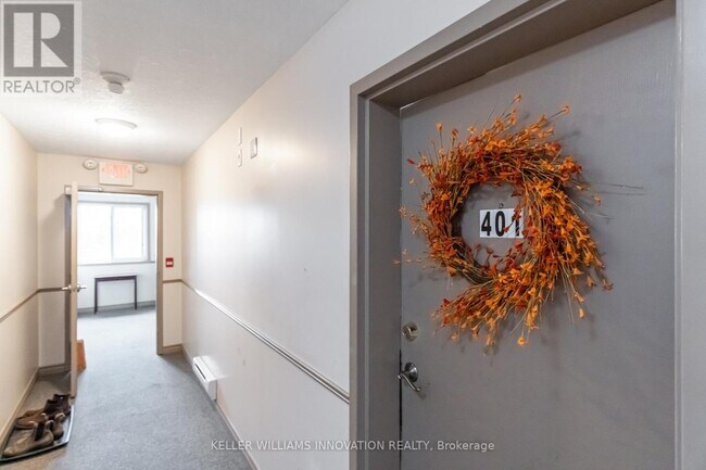 Photo du bâtiment - 1522 King St E