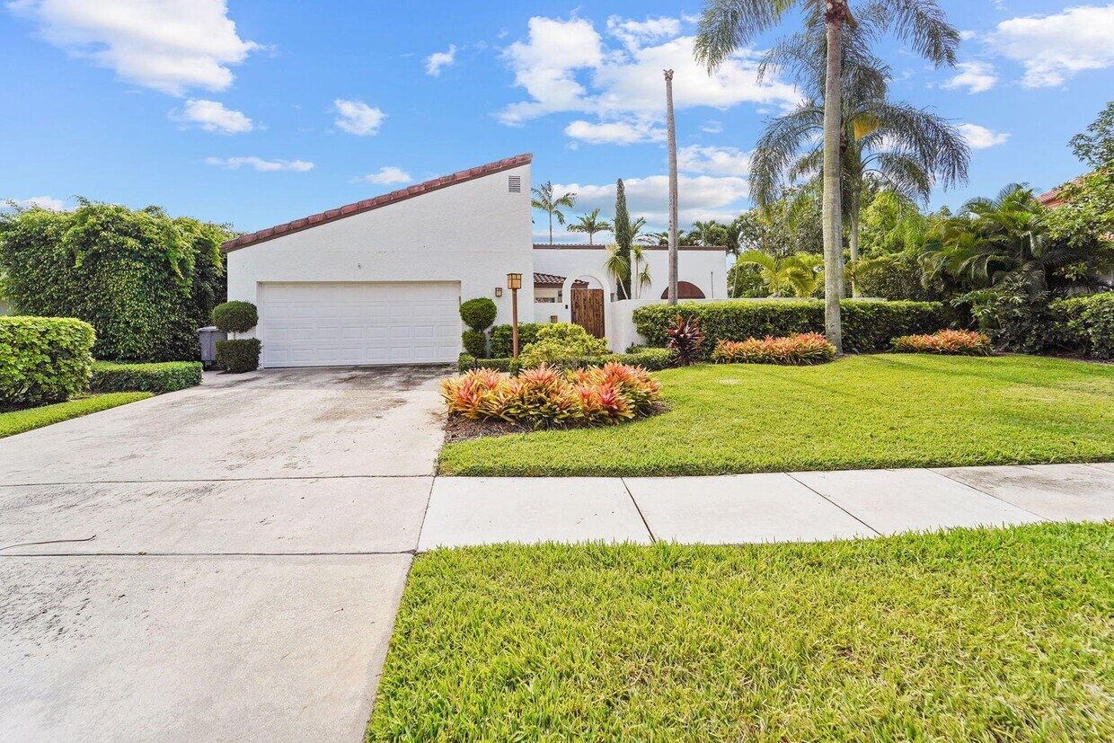 Primary Photo - 7036 San Sebastian Cir