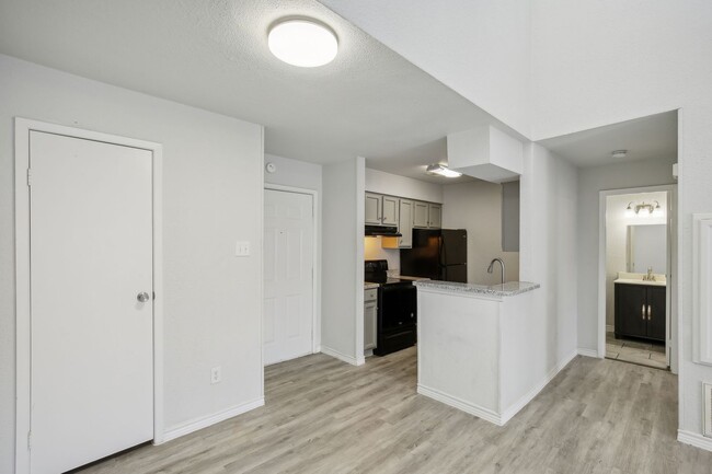 Foto del edificio - 13151 Walden Rd