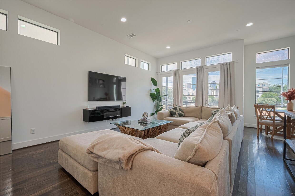 Foto principal - 1622 Ovid St