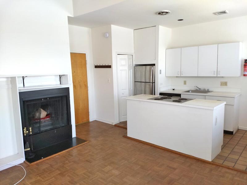 Primary Photo - 618 F St NE