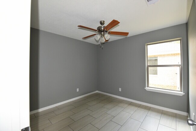 Foto del edificio - 319 North 2 1/2 St. Ste A