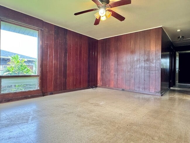 Building Photo - 5140 Laukona St