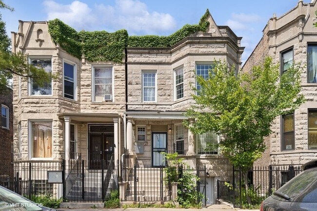 Foto del edificio - 1546 S Drake Ave