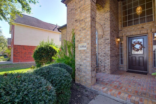 Foto del edificio - 13514 Willow Heights Ct