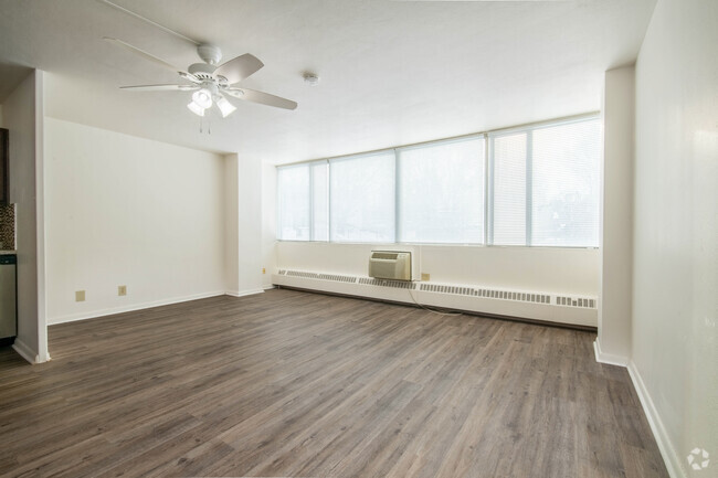 ESTUDIO, 1BA - 550SF - PARK TOWER