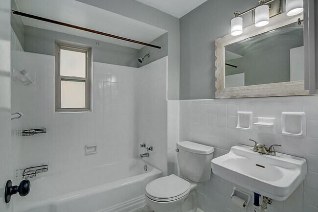 Foto del edificio - 3552 Brotherton Rd