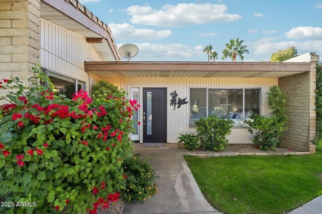 Photo - 4800 N 68th St Townhome