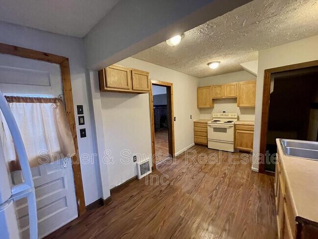 Foto del edificio - 450 Homer Ave