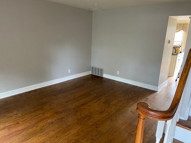 Living Room - 100 Albemarle Dr