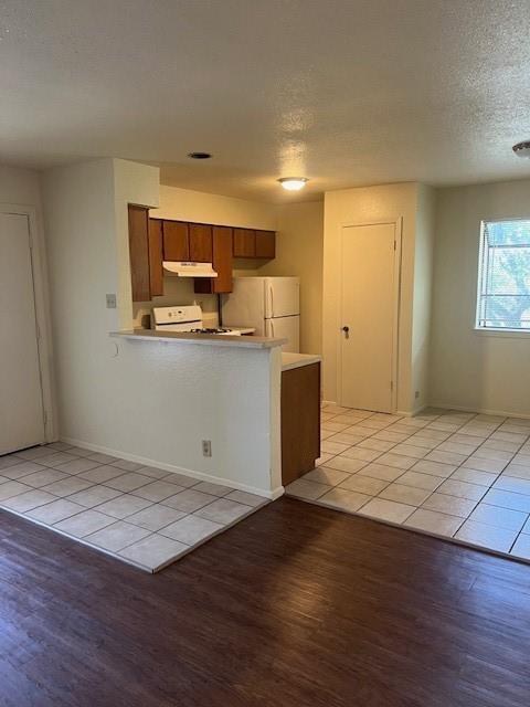 Building Photo - 501 Hedgewood Dr