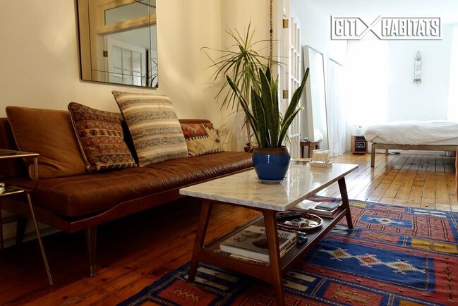 Building Photo - 185 Powers St