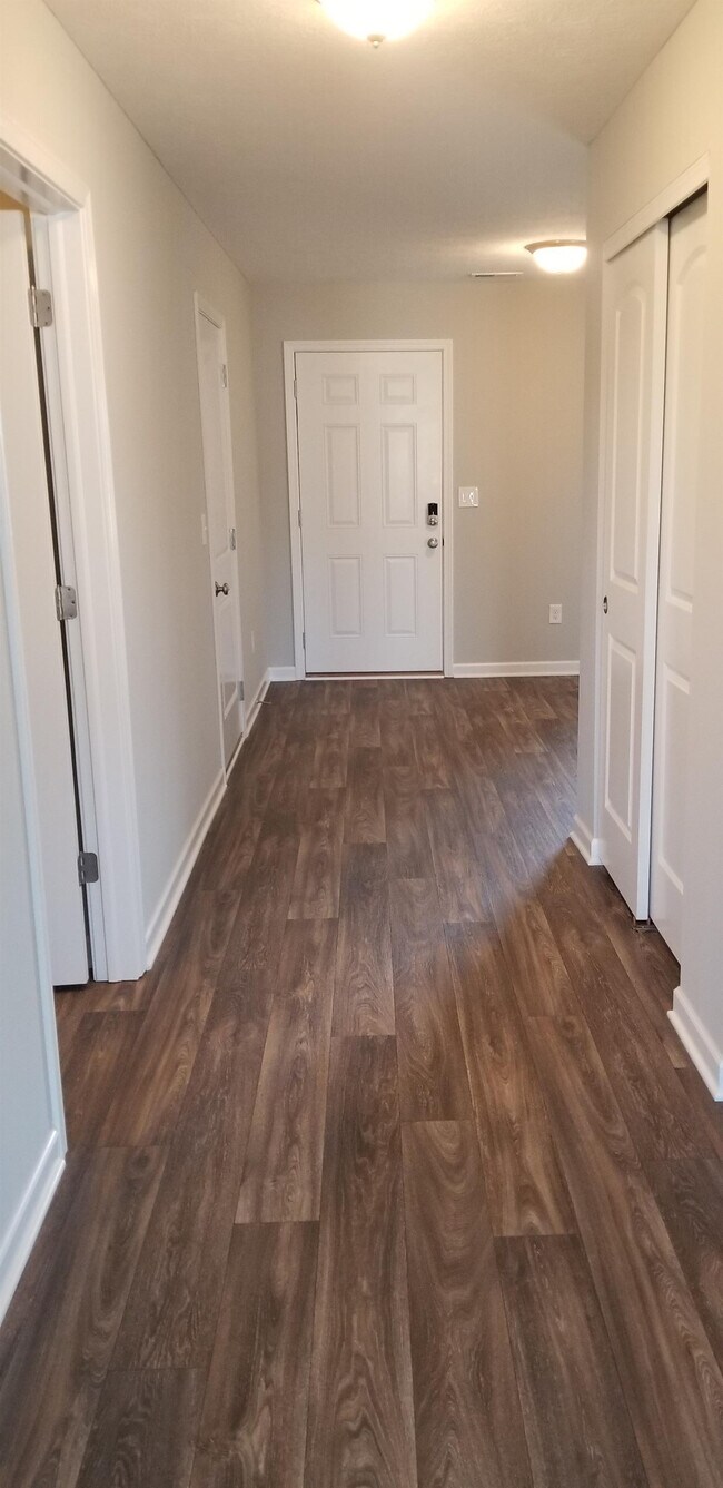 Foto del edificio - 5622 Branchville Dr
