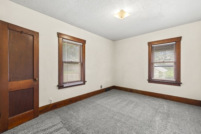Building Photo - 4316 Ohio St