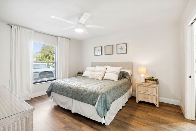 Foto del edificio - 600 Neapolitan Way