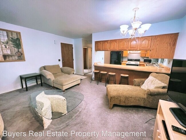 Building Photo - 2 br, 1 bath House - 355 Donna Drive Unit 10