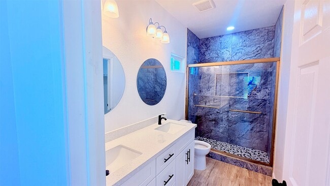 Foto del edificio - 7018-5914 02