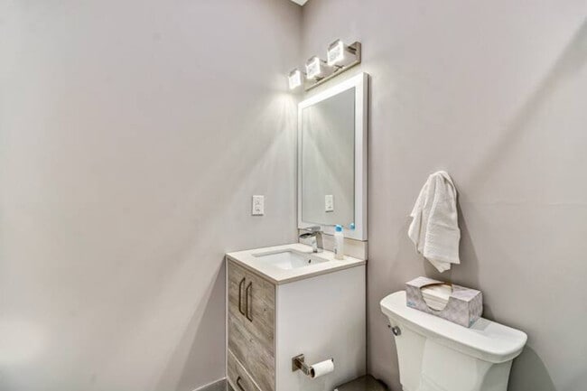 Building Photo - Berks Reserve - Suites @The Reserve