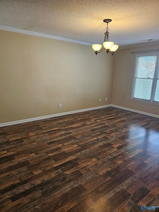 Building Photo - 2421 Halifax Pl SW