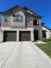 Building Photo - 1537 Sonny Dr